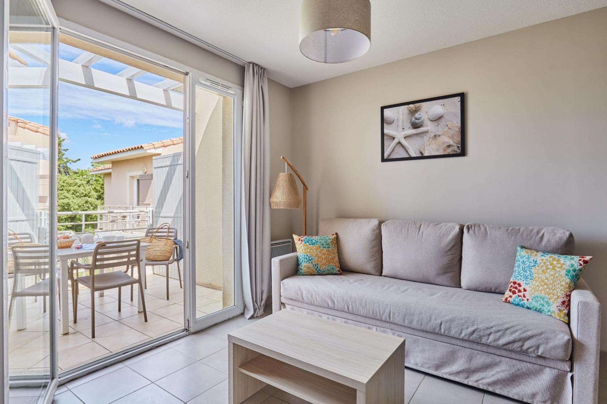 Aparthotel Odalys Les Oceanides 3*